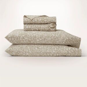 Boll & Branch Signature Hemmed Sheet Set - Oak Garden